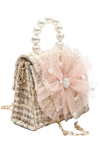 Bolso champagne modelo Zorro con perlas